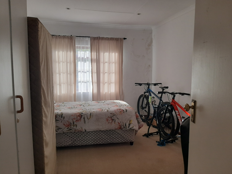 Commercial Property for Sale in Bergsig Western Cape